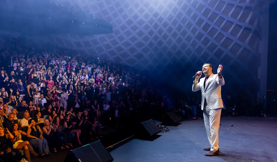 Ragheb Alama live in Sydney, photo 66